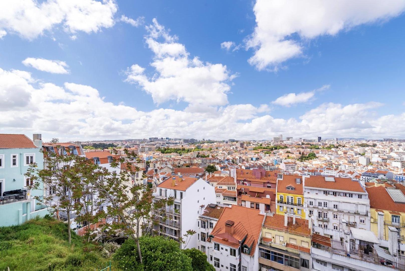 Guestready - Fantastic Rustic Duplex With Terrace Lägenhet Lisboa Exteriör bild